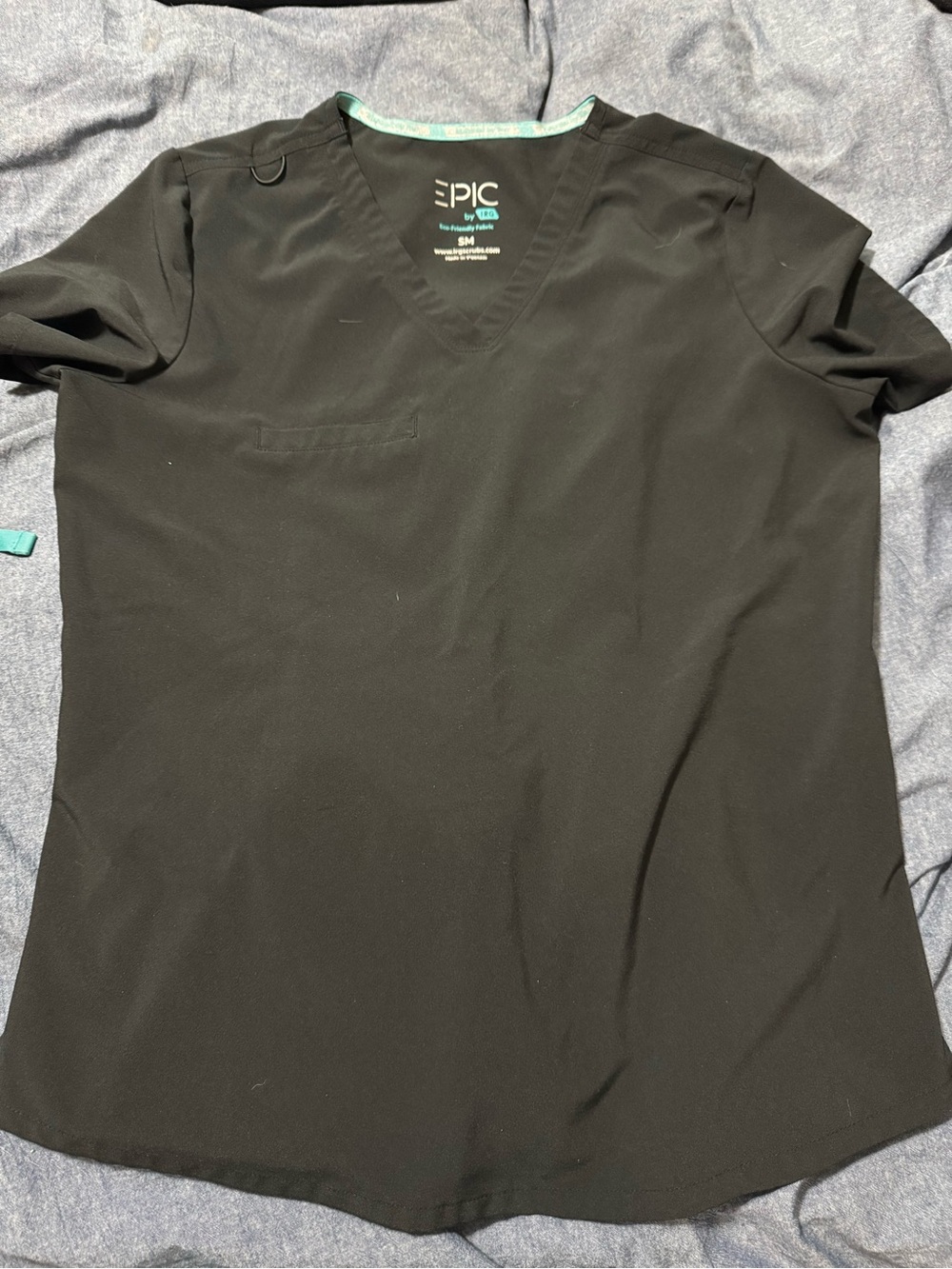Black V-Neck Short Sleeve Scrub Top